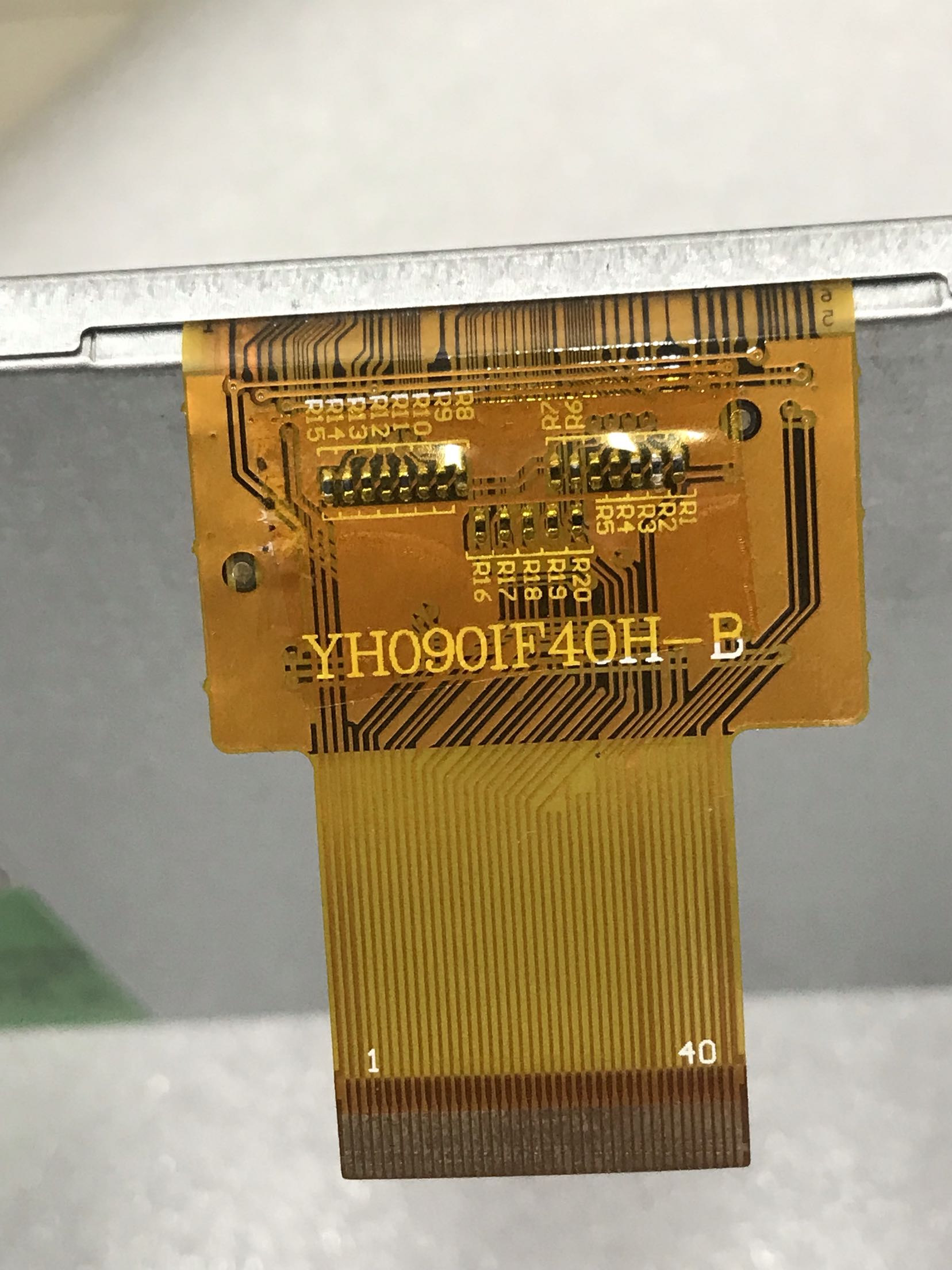 YH090IF40H-B LCD ÷ ȭ